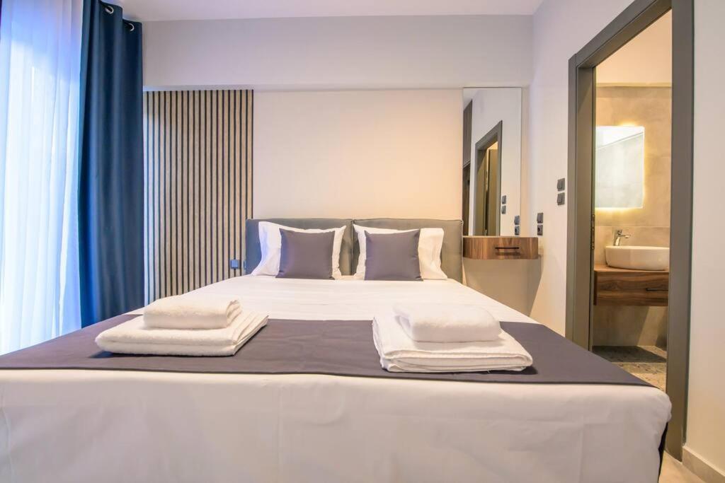 Luxury Central Apartment 4,1 Larissa Esterno foto