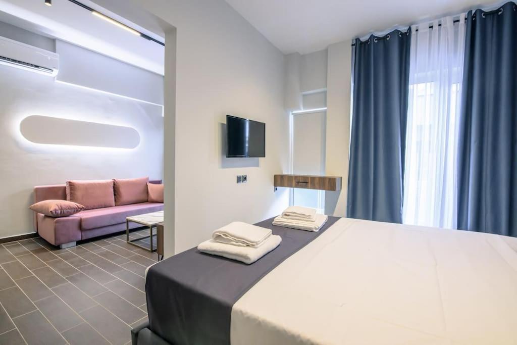 Luxury Central Apartment 4,1 Larissa Esterno foto