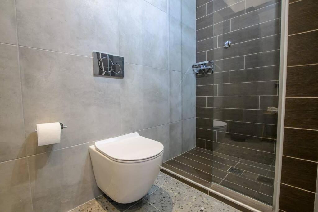 Luxury Central Apartment 4,1 Larissa Esterno foto