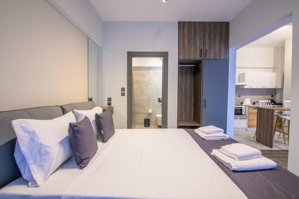 Luxury Central Apartment 4,1 Larissa Esterno foto