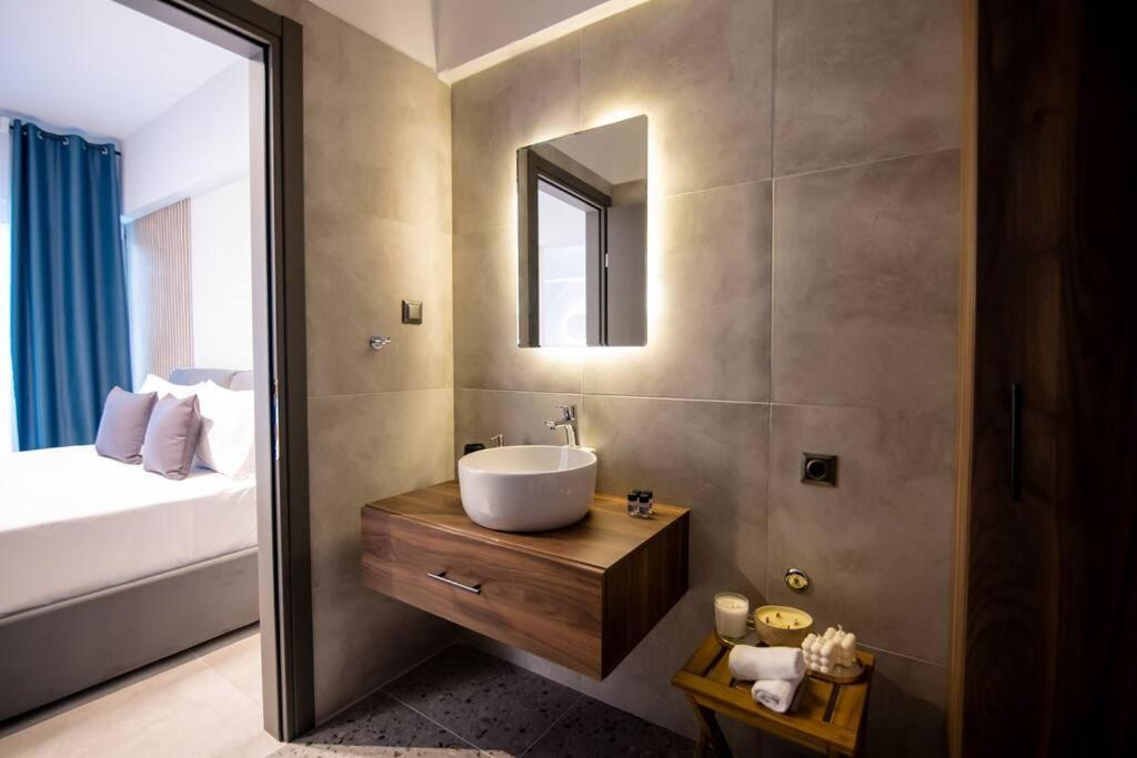 Luxury Central Apartment 4,1 Larissa Esterno foto